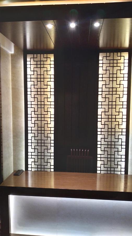 Center Point Apartment ธากา ภายนอก รูปภาพ