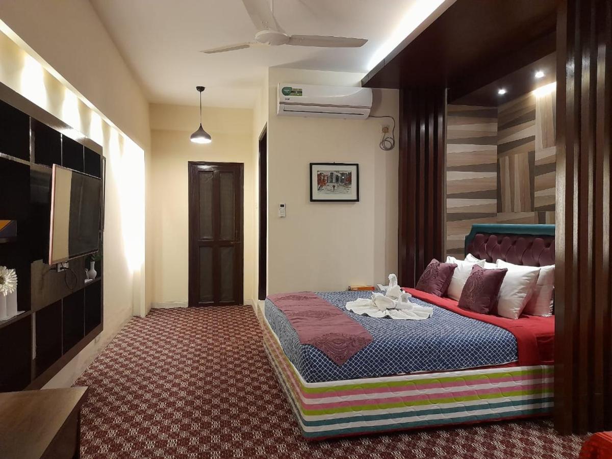 Center Point Apartment ธากา ภายนอก รูปภาพ